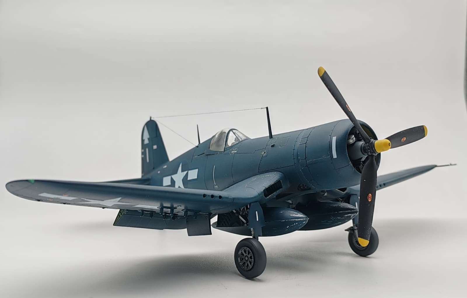 Scale model showcase